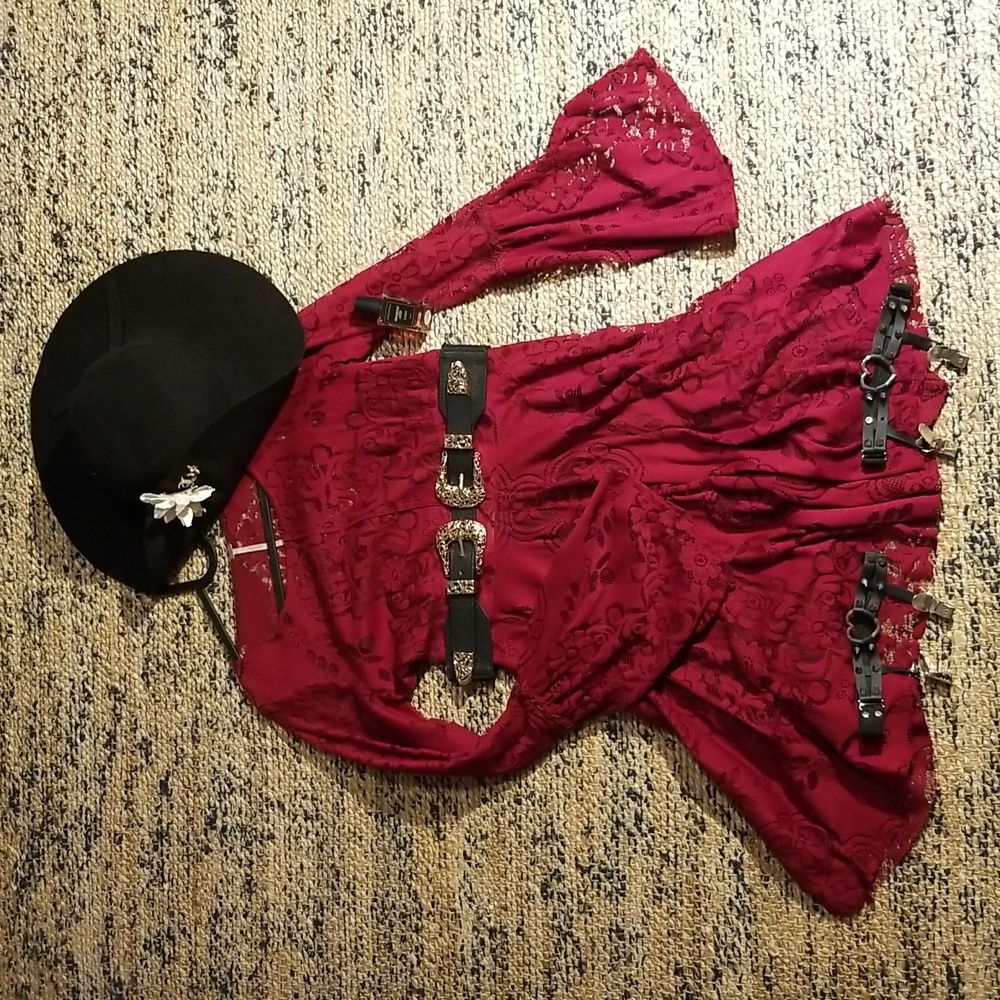 Free People | Red mini lace dress with split sleeves